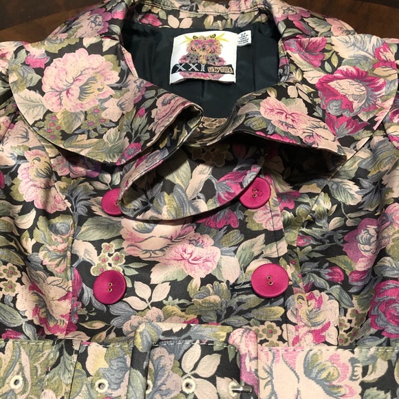 Jacket - Picture 3 of 4